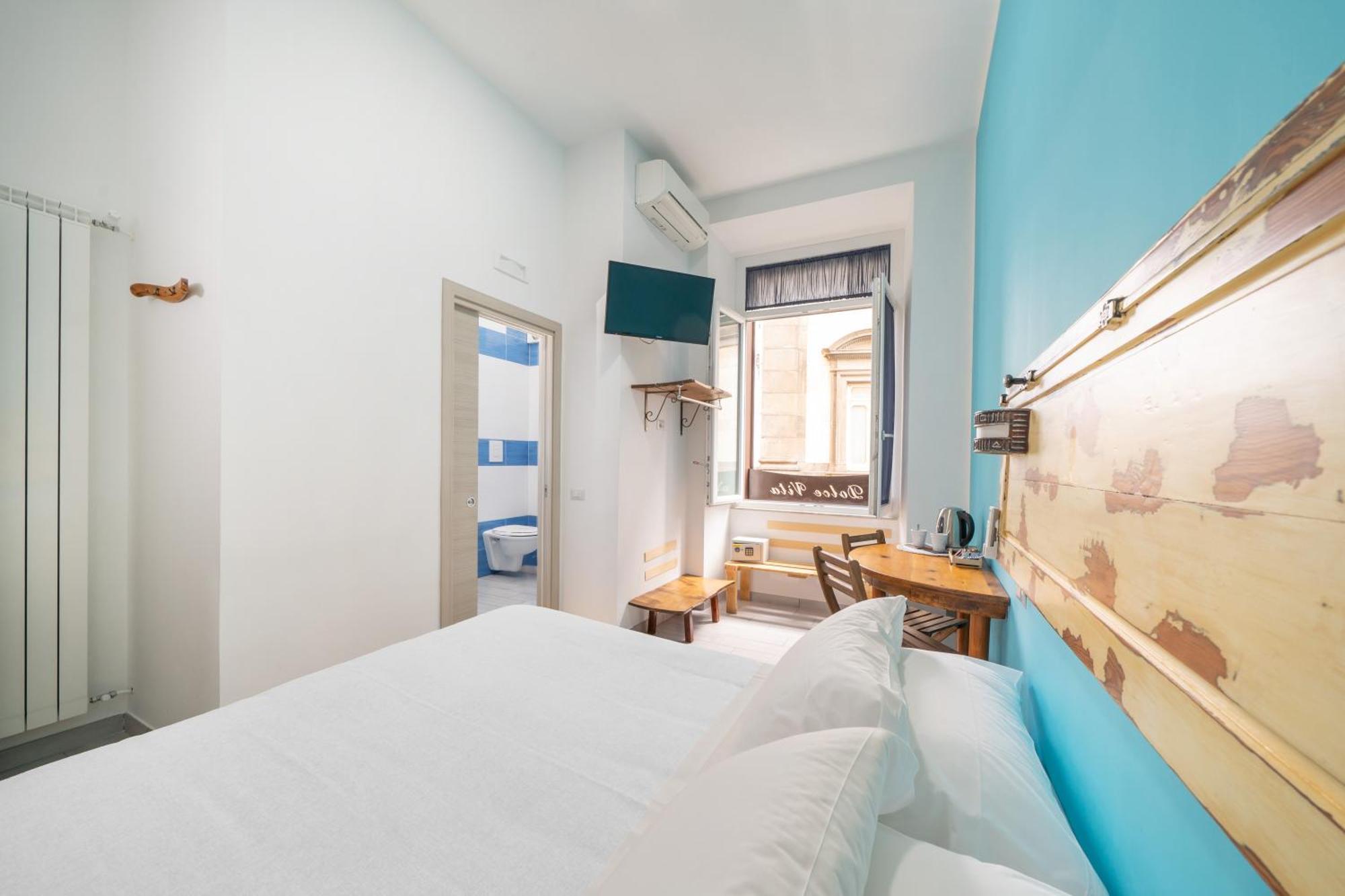 B&B Dolcevita Napoli Exterior photo